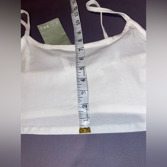 Women’s H&M Divided white cropped tank / bralette size XL NWT - Picture 2 of 10